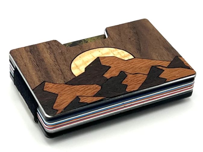 Your Brief Guide to the Different Types of Men's Wallets