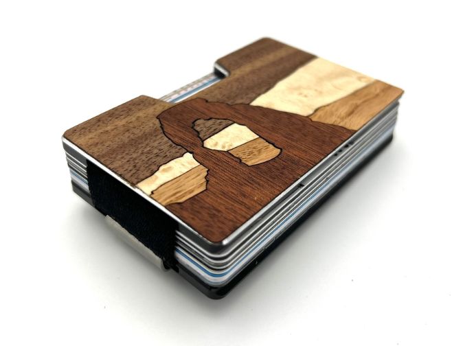Leather vs. Wood Wallets: Choosing the Best Material for You