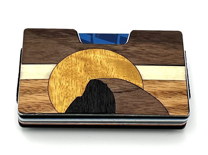 Unveiling Craftsmanship: The Art of Wooden Inlay Wallets